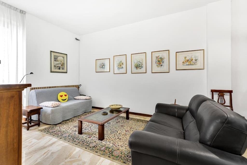 Апартаменты Alessia'S Flat - Sesto Сесто-Сан-Джованни Экстерьер фото