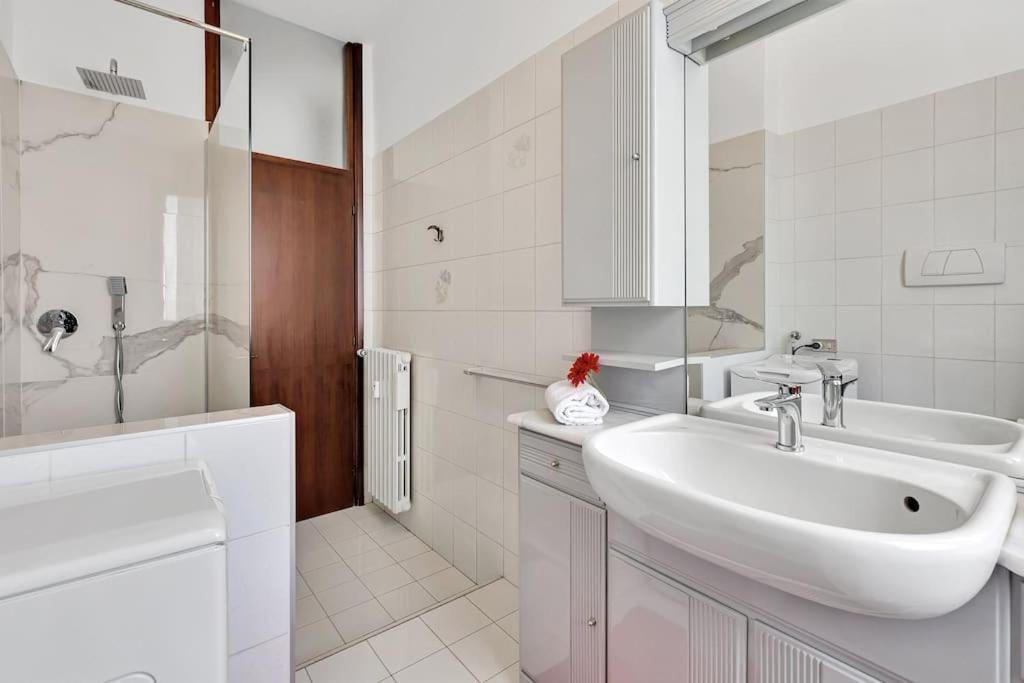 Апартаменты Alessia'S Flat - Sesto Сесто-Сан-Джованни Экстерьер фото