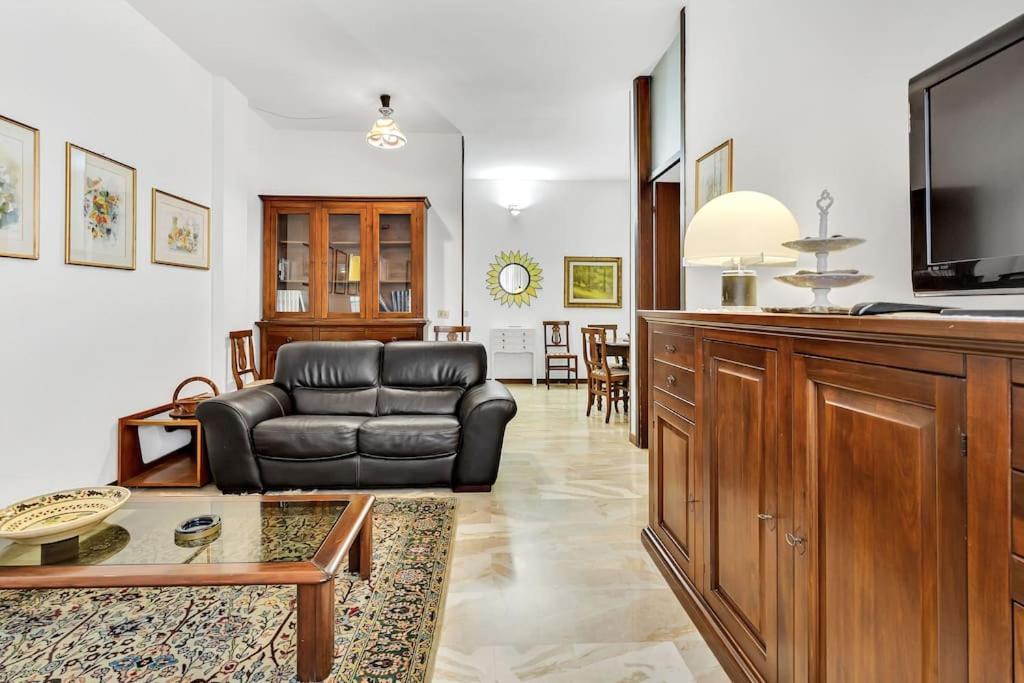 Апартаменты Alessia'S Flat - Sesto Сесто-Сан-Джованни Экстерьер фото